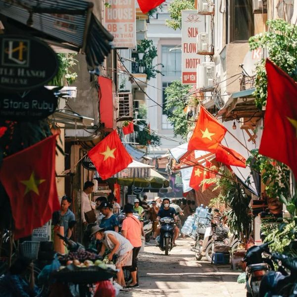 Vietnamese Flag Meaning: A Symbol of Pride and Sacrifice