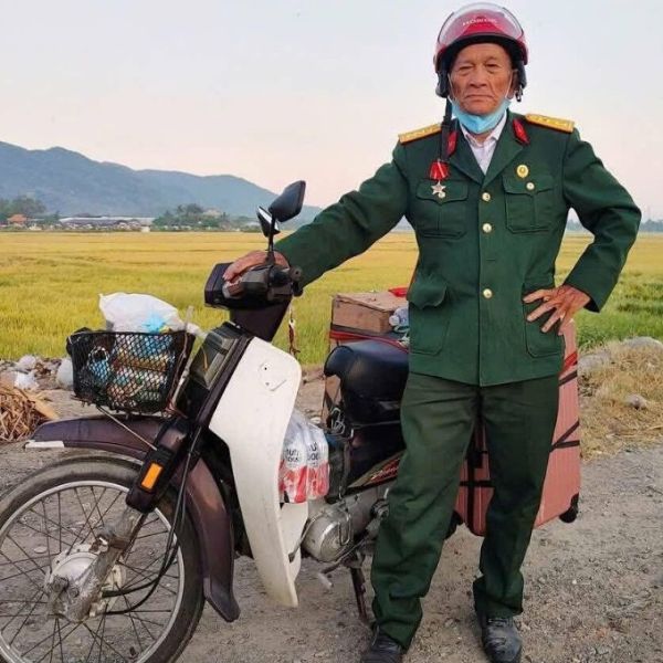 Vietnam 30 April: 77-Year-Old Veteran's Epic 1,300km Journey