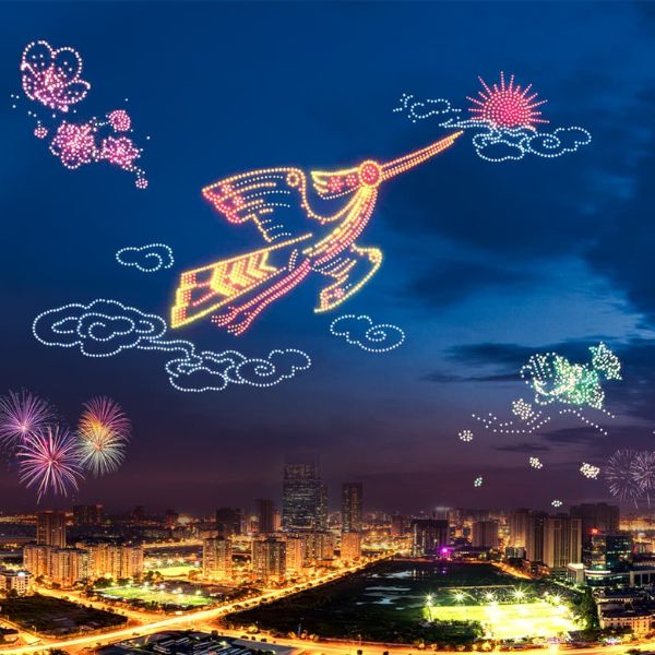 Vietnam Drone Show 2025: Spectacular 10,500-Drone Performance Lights Up Ho Chi Minh City