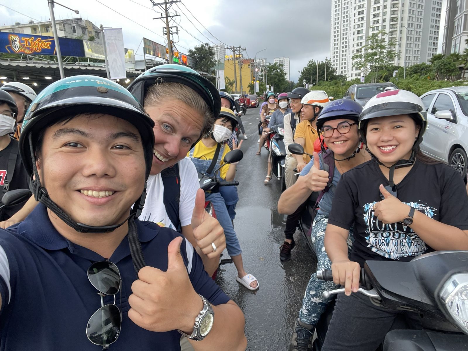 AFTERNOON SAIGON SLUM TOUR BY MOTORBIKE HO CHI MINH CITY